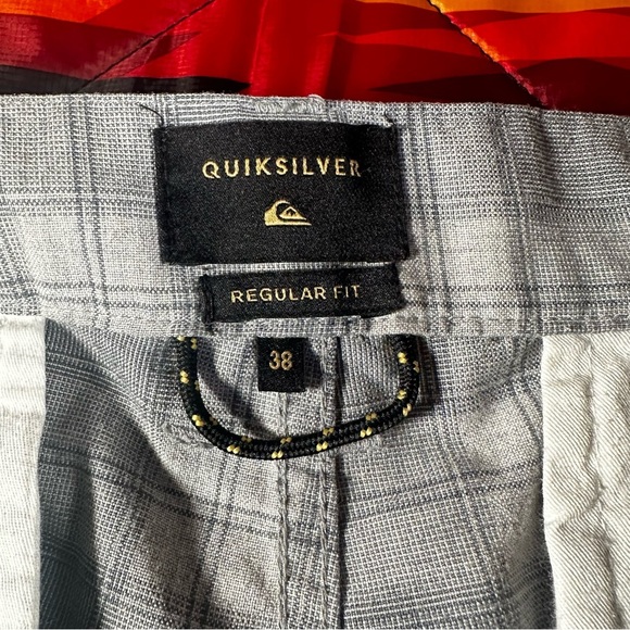Quicksilver 20 Inch Shorts Mens 38 Gray Plaid Regular Fit Surf Outdoors Casual - Picture 5 of 7